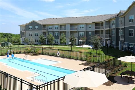 the villages at ben white 55+ austin tx 78704|The Villages at Ben White Apartments Austin, TX .